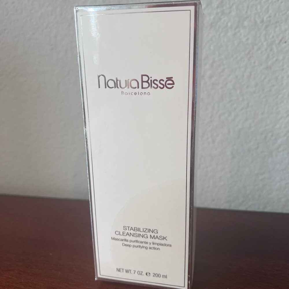 Natura Bisse stabilizing cleansing mask
